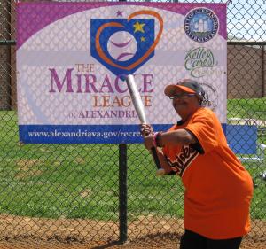 2011 MIRACLE BASEBALL LEAGUE OPENING DAY 002